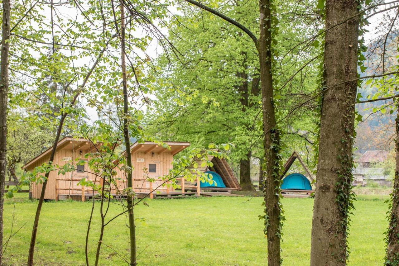 Отель Kamp Na Otoku - Ljubno Ob Savinji Экстерьер фото